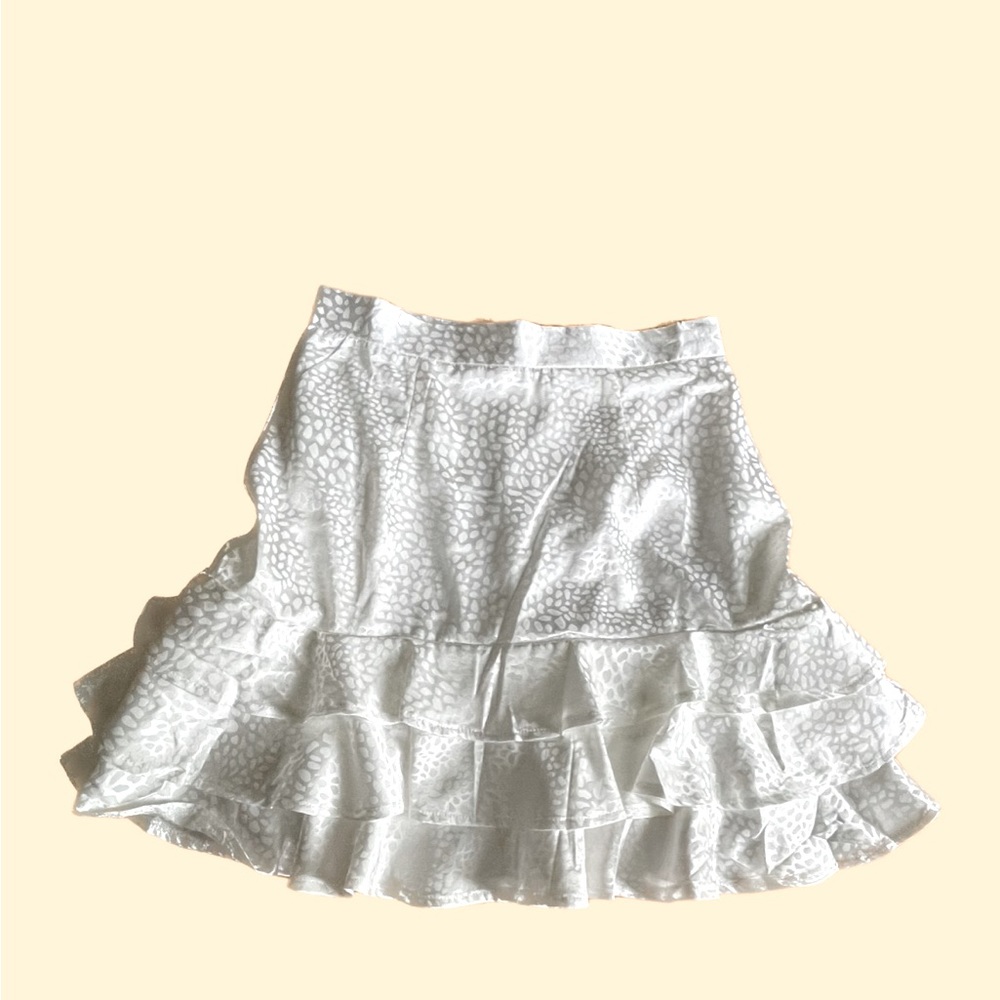 Satin skirt with pattern